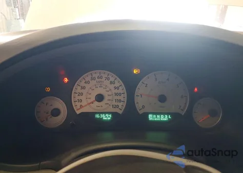 2005 Chrysler Town & Country Touring из США, поврежденный, VIN 2C4GP54L45R460853